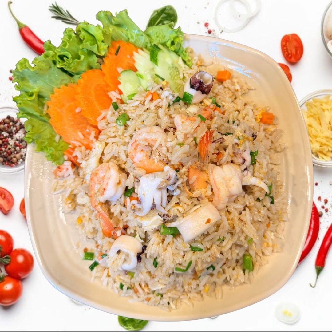 បាយឆាគ្រឿងសមុទ្រ