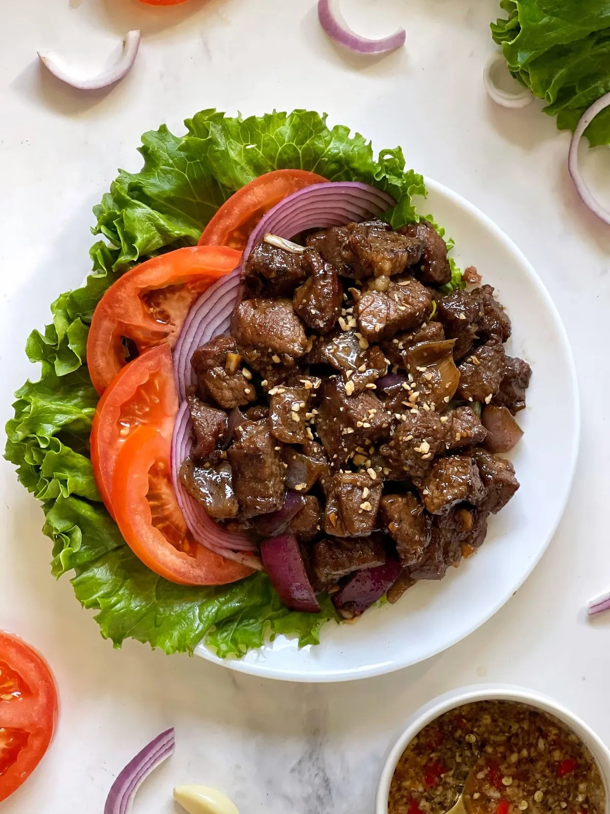 អណ្តាតគោឆាជូរអែម